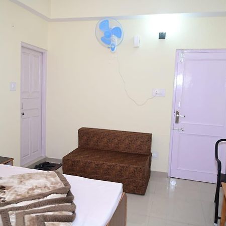 Krishna B&B Near Mall Road Shimla Zewnętrze zdjęcie
