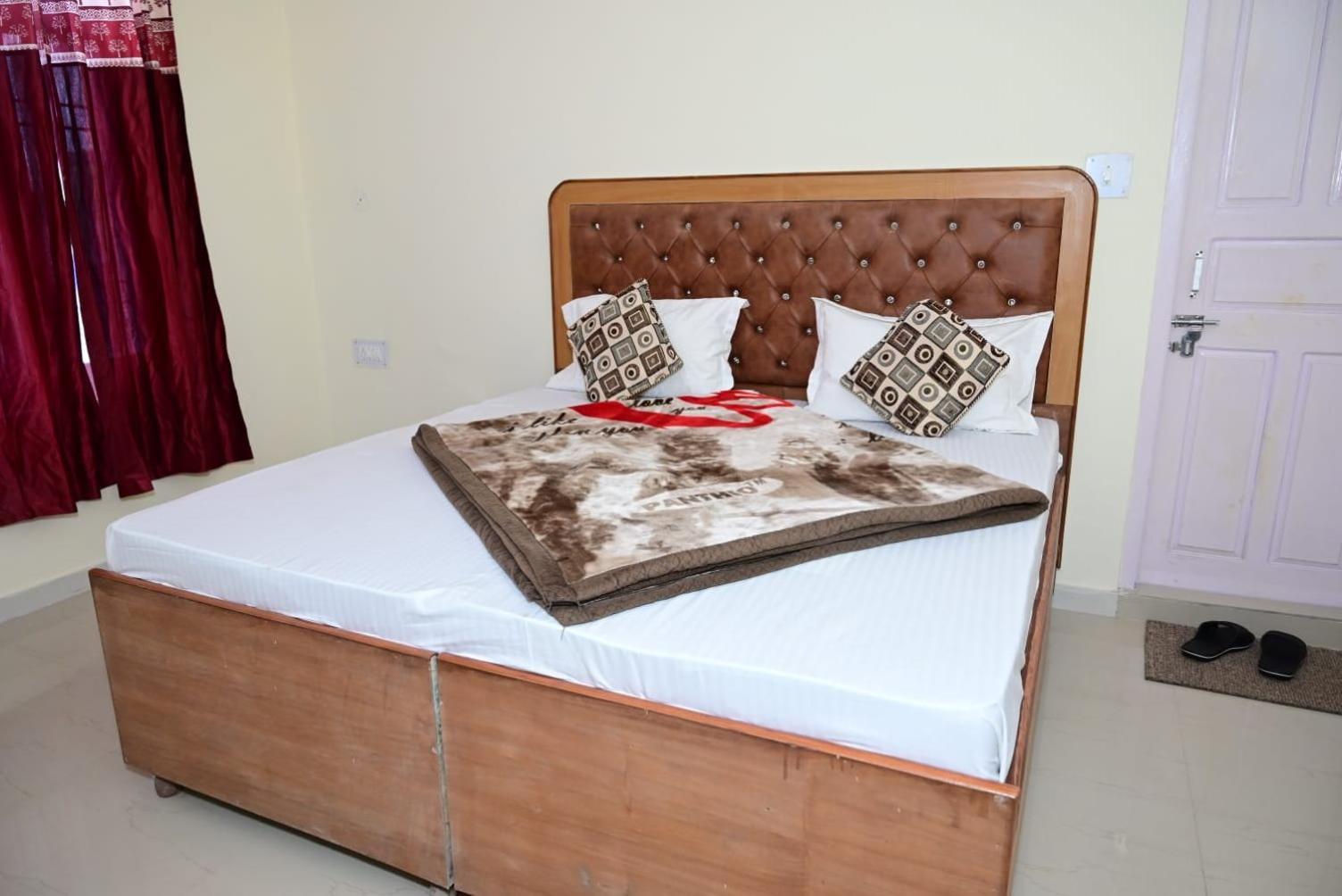 Krishna B&B Near Mall Road Shimla Zewnętrze zdjęcie