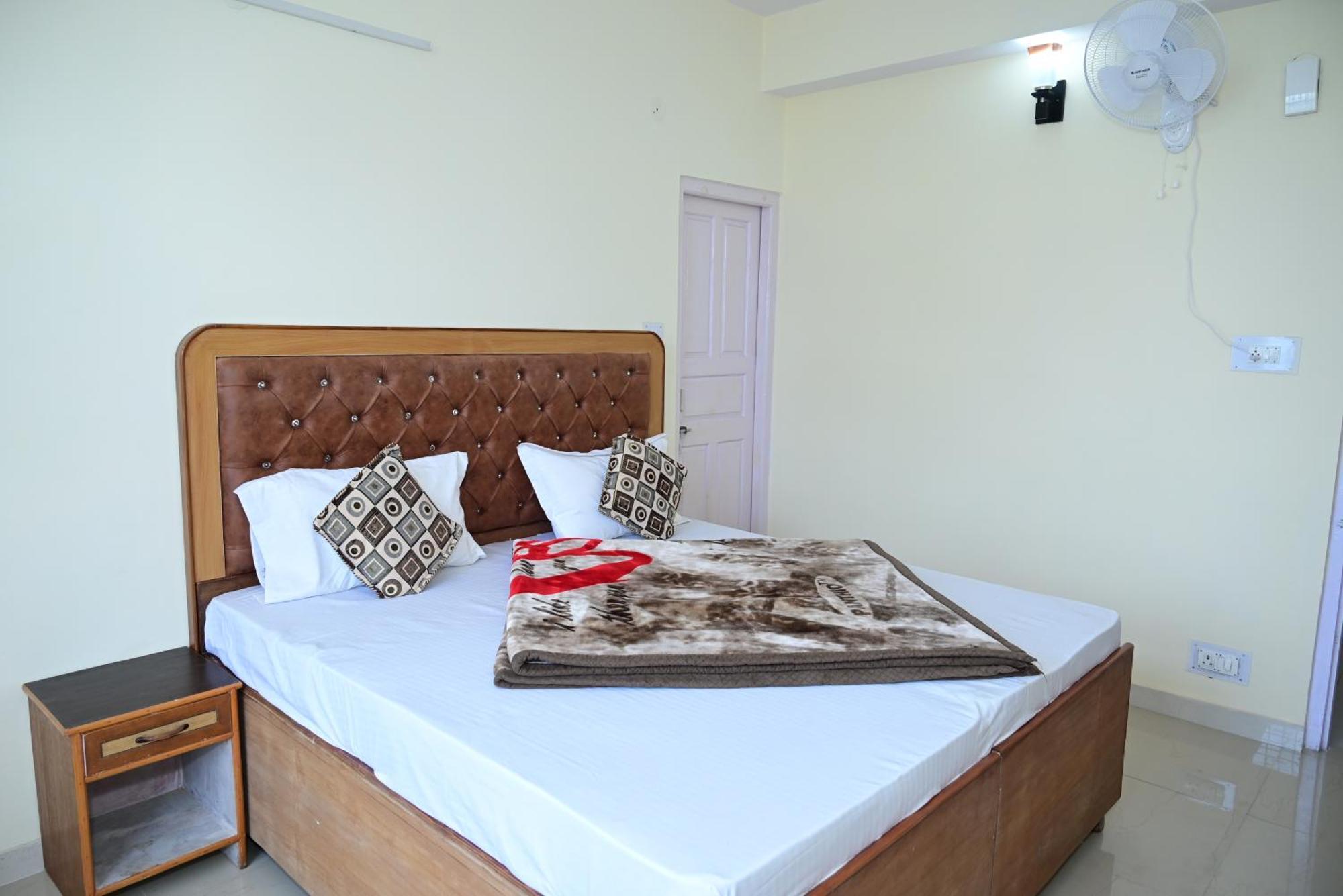 Krishna B&B Near Mall Road Shimla Zewnętrze zdjęcie